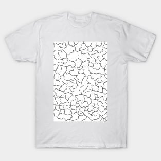 Cracked Lines Black and White Abstract Design T-Shirt